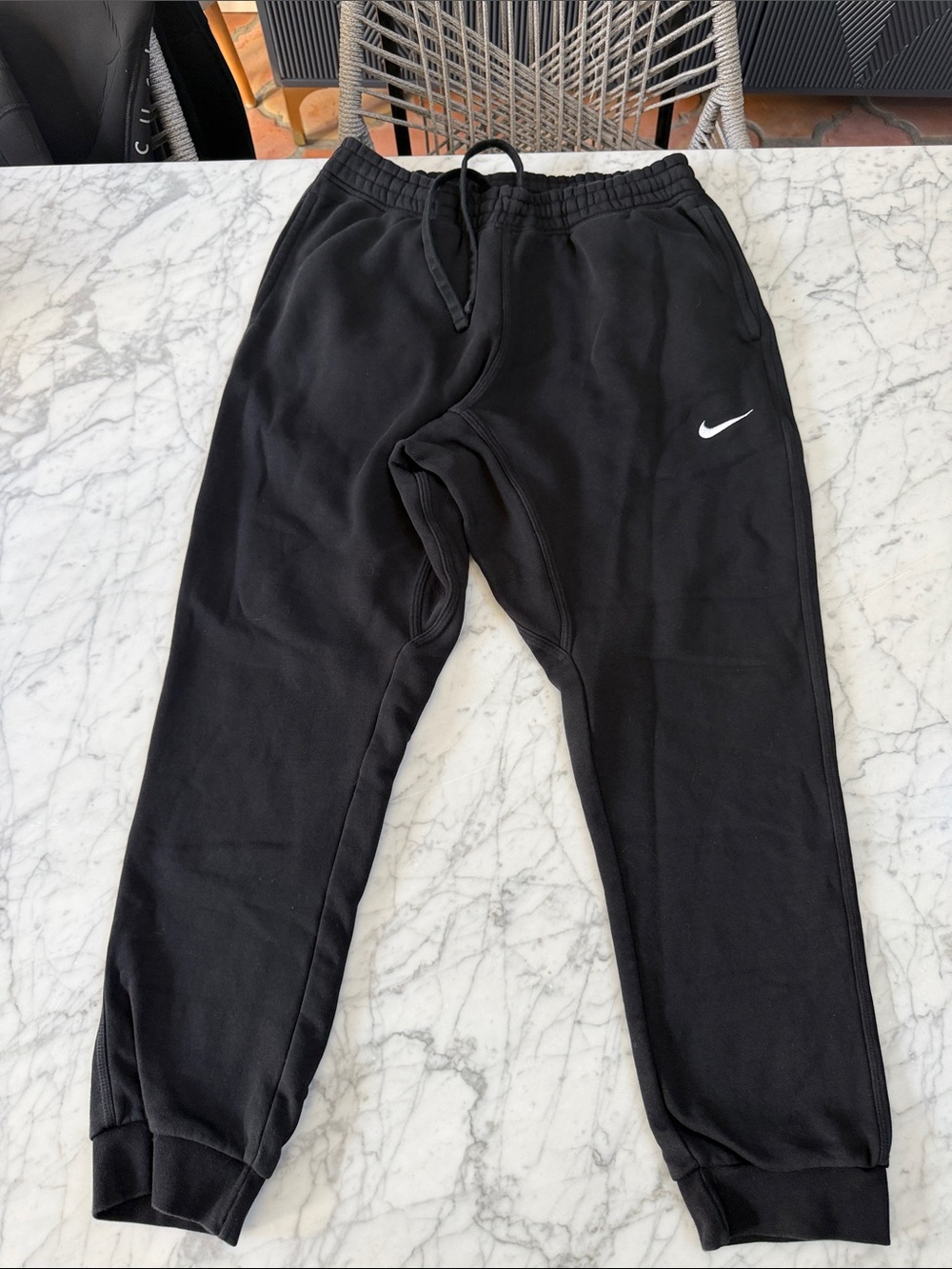 Nike Sportswear Club Fleece Jogger Men Size XL Pants Black/White